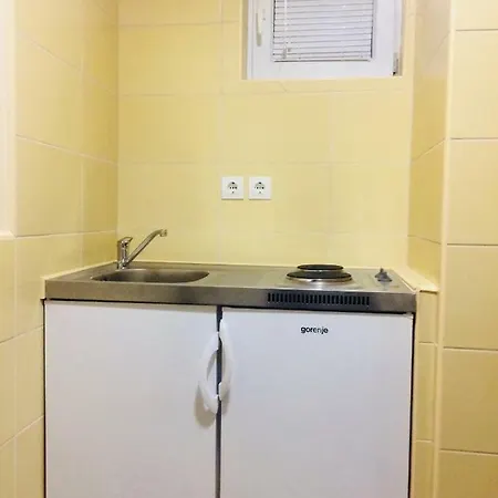 Hotel de apartamente Sobe Srebrno Jezero