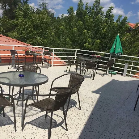 Sobe Srebrno Jezero 4* Veliko Gradište