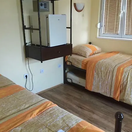 Hotel de apartamente Sobe Srebrno Jezero 4*