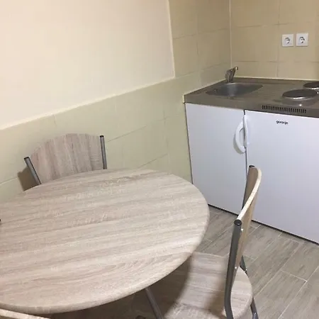 Hotel de apartamente Sobe Srebrno Jezero 4*