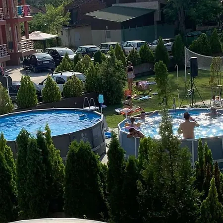 Hotel de apartamente Sobe Srebrno Jezero Veliko Gradište